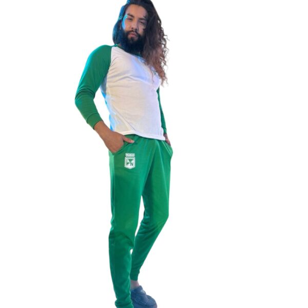 PIJAMA FUTBOLERA DE CABALLERO NACIONAL - Imagen 3