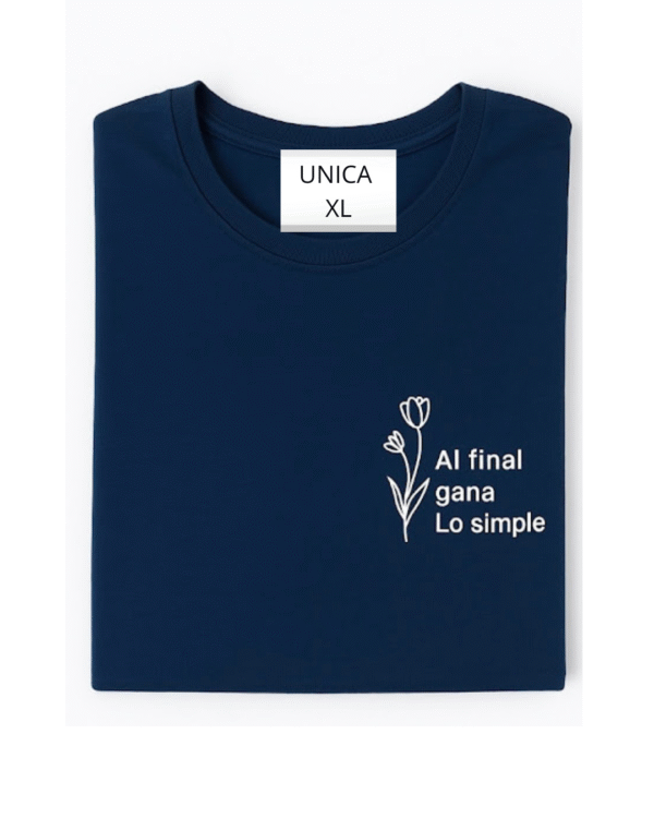 Camiseta Al final gana lo simple - Imagen 2