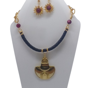 Juego de Collar en Arte y Amuleto Precolombino