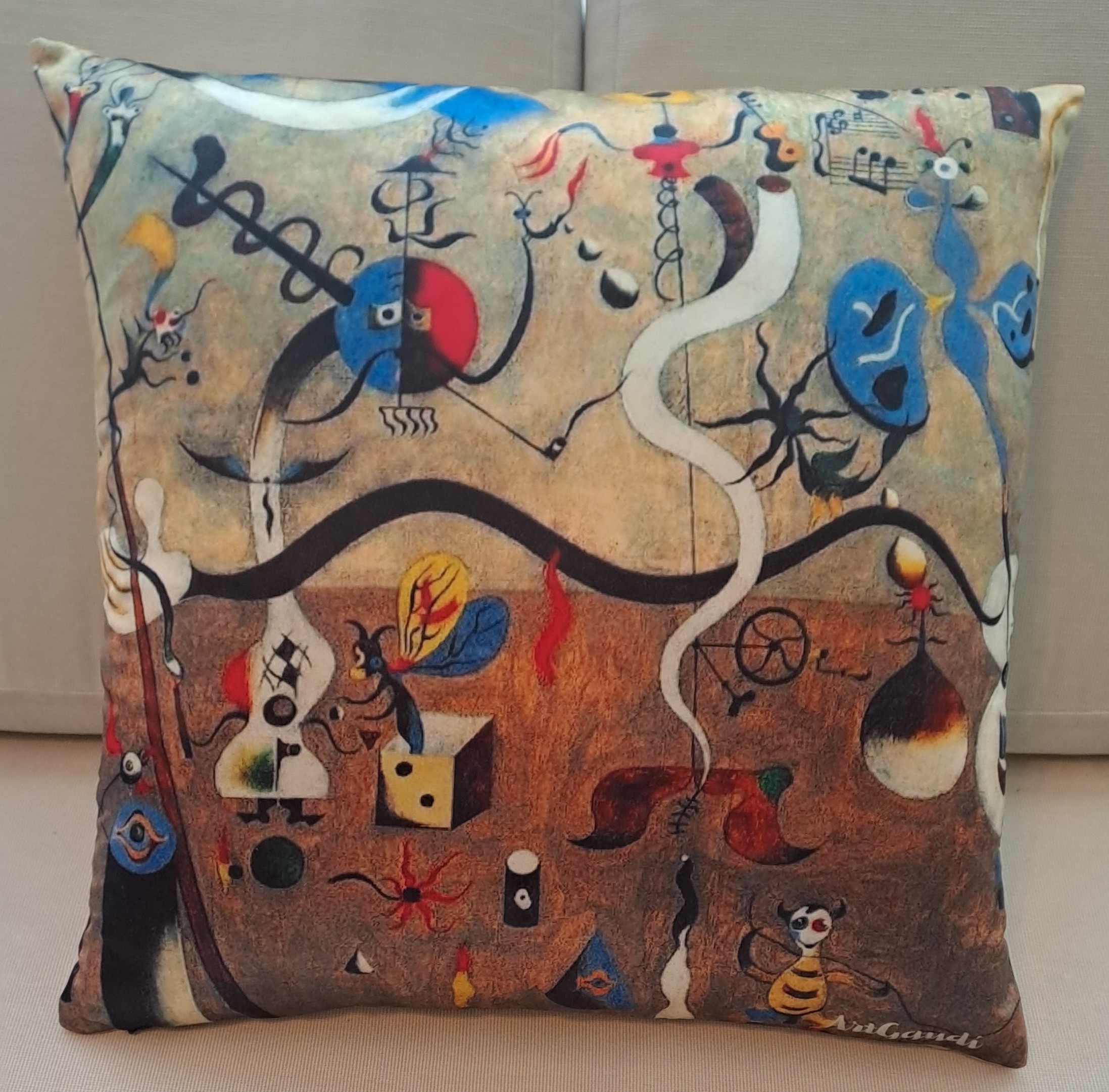 COJíN EL CARNAVAL DE ARLEQUIN DE JOAN MIRO - Imagen 2