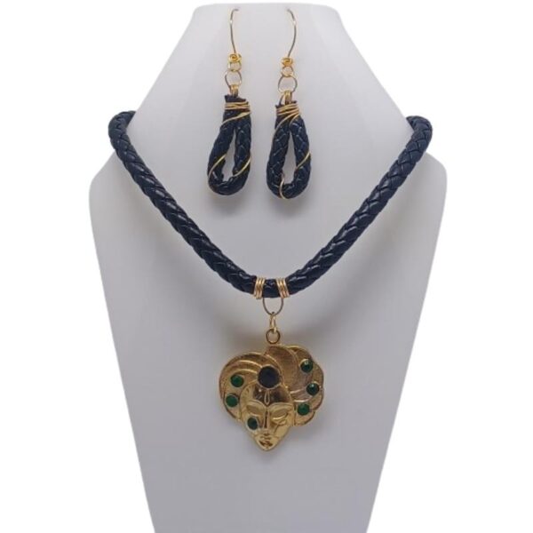 Juego de Collar y Aretes Legado de Tierra