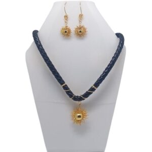 Juego de Collar y Aretes Llamas del Recuerdo