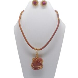 Juego de Collar Gargantilla y Aretes Poder Carmesí