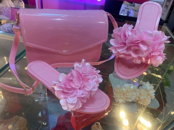 Sandalias con petalos - Imagen 3