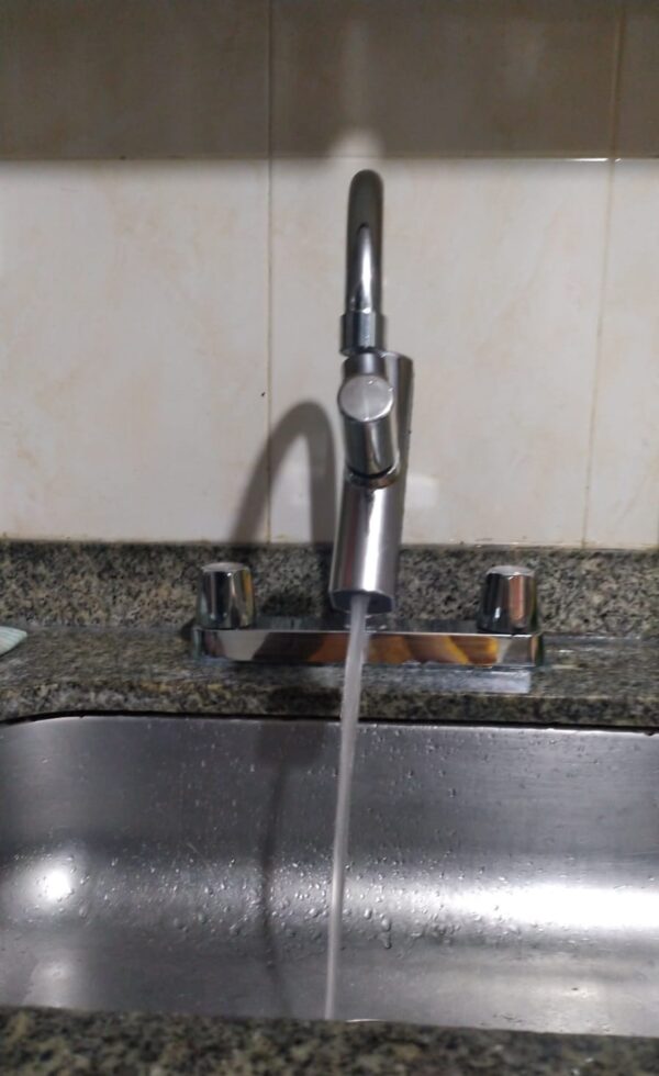 Llave multifuncional para lavaplatos - Imagen 3