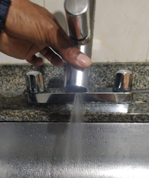 Llave multifuncional para lavaplatos - Imagen 2