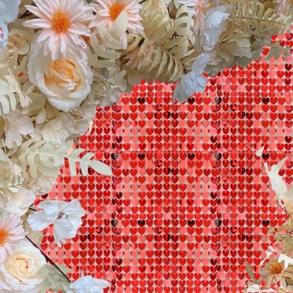 Panel Decorativo de Corazones Rojos Brilla el Amor en Cada Rincón - Imagen 7