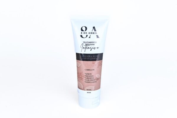 Tratamiento de coco para cabellos ondulados o con Frizz