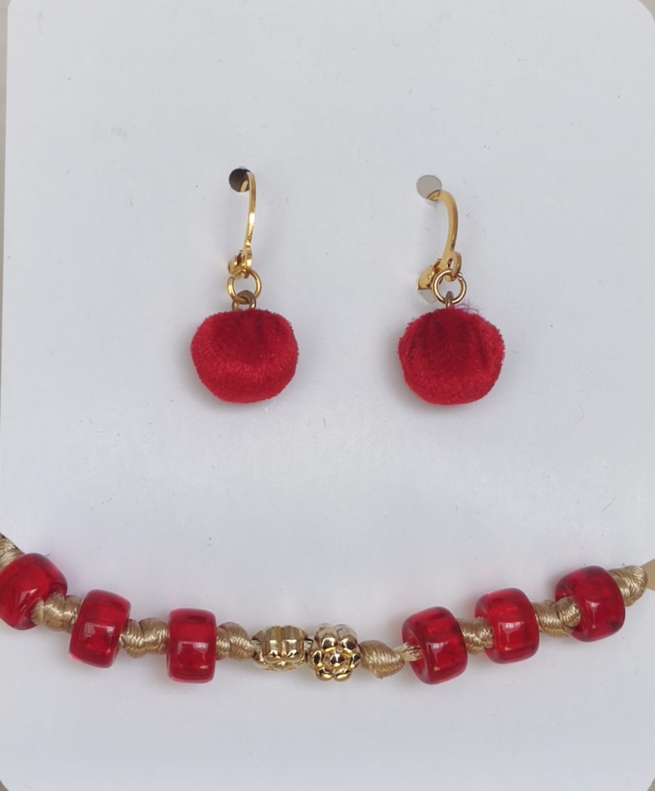 Set de aretes y cadena Pasión Dorada - Imagen 2